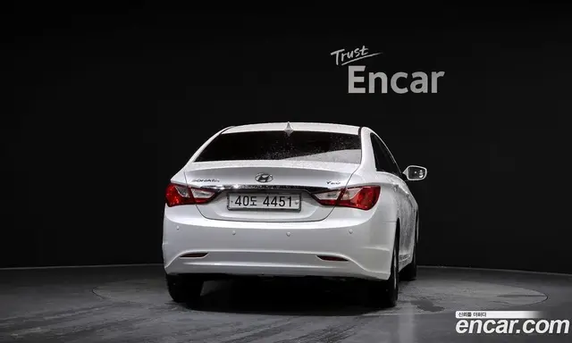 Hyundai Sonata 2009 2.0 АКПП, миниатюра 4