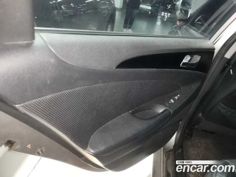 Hyundai Sonata 2009 2.0 АКПП, фото 15