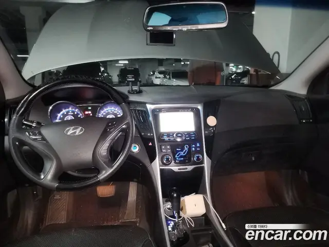 Hyundai Sonata 2009 2.0 АКПП, миниатюра 8