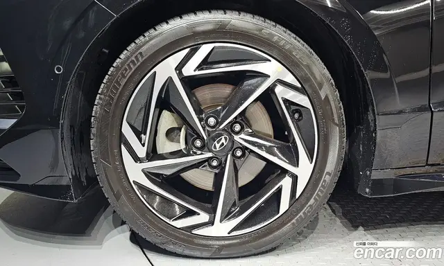 Hyundai Sonata 2023 2.0 АКПП, миниатюра 4 Hyundai Sonata 2023 2.0 АКПП, миниатюра 4