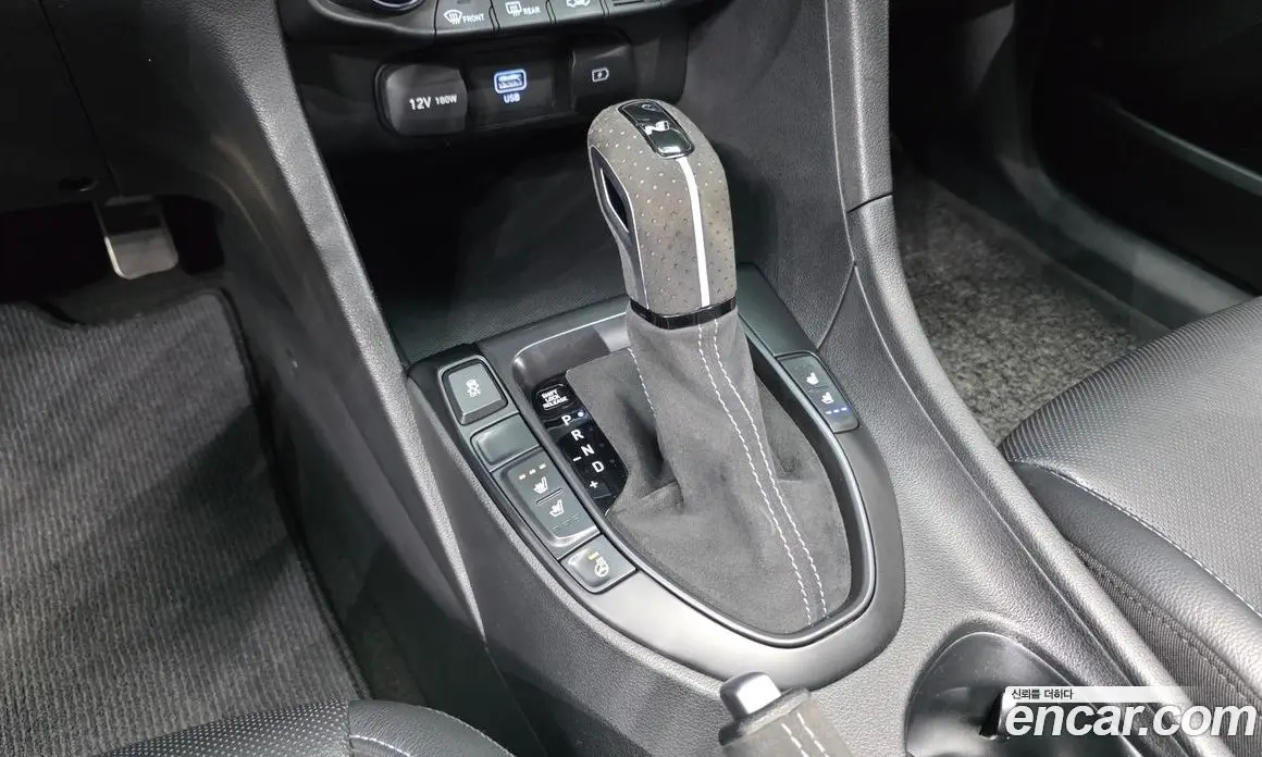 Hyundai Veloster 2020 2.0 АКПП, фото 11