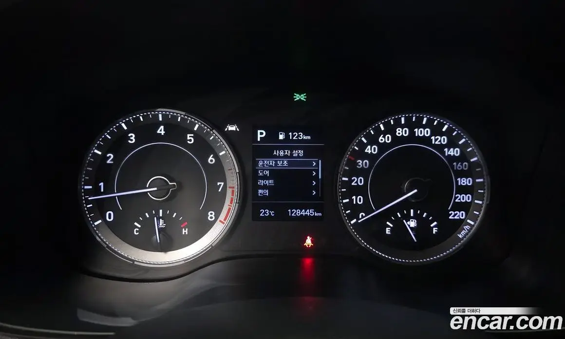 Hyundai Venue 2019 1.6 АКПП, фото 11