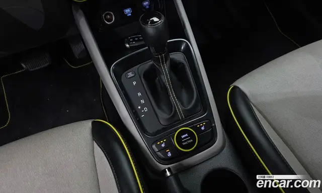 Hyundai Venue 2019 1.6 АКПП, миниатюра 12