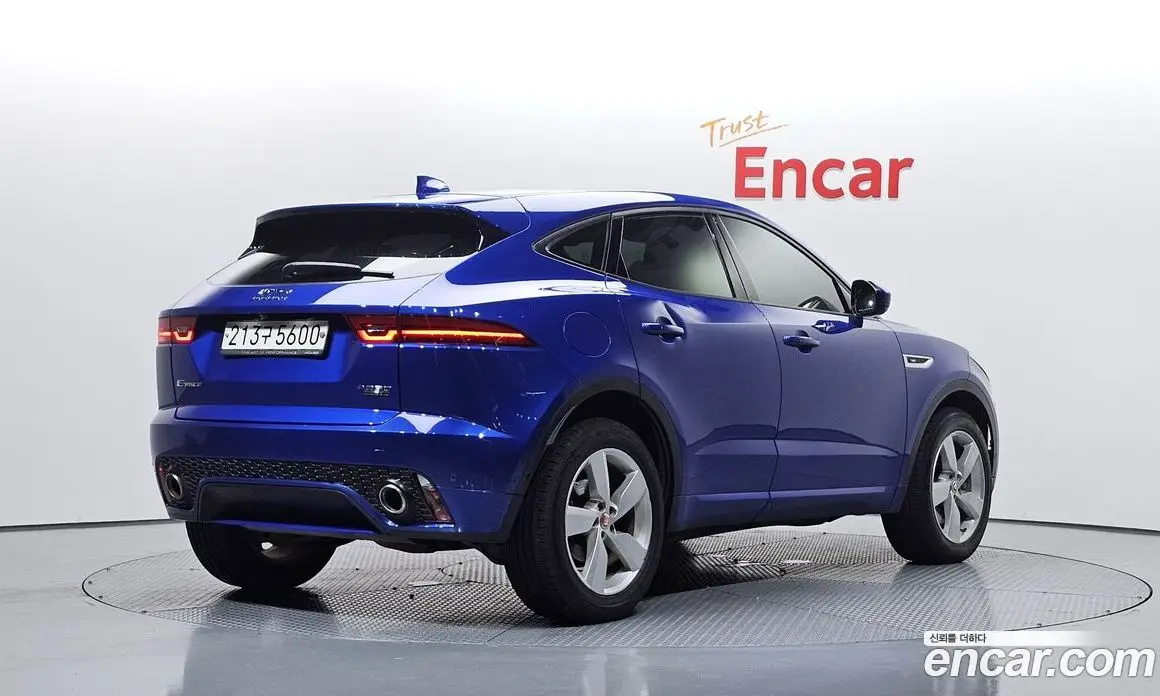Jaguar E-Pace 2018 2.0 АКПП, фото 2 Jaguar E-Pace 2018 2.0 АКПП, фото 2
