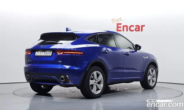 Jaguar E-Pace 2018 2.0 АКПП, миниатюра 2 Jaguar E-Pace 2018 2.0 АКПП, миниатюра 2