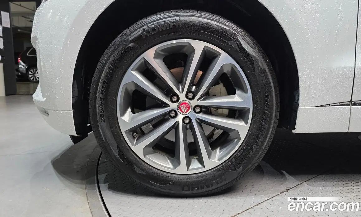 Jaguar F-Pace 2017 2.0 АКПП, фото 5