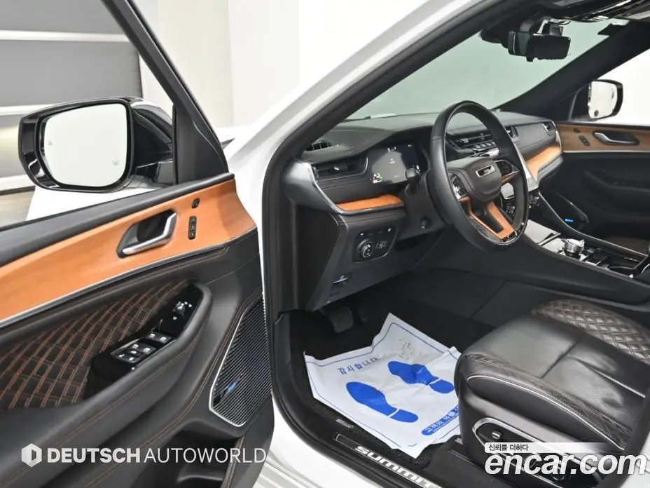 Jeep Cherokee 2023 2.0 АКПП, фото 11