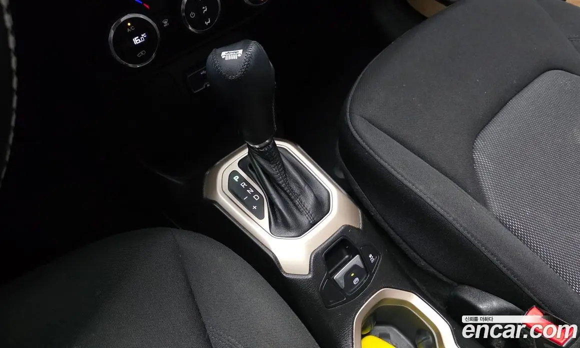 Jeep Renegade 2015 2.4 АКПП, фото 9