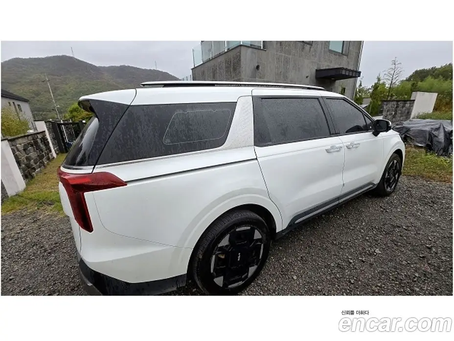Kia Carnival 2024 1.6 АКПП, фото 3