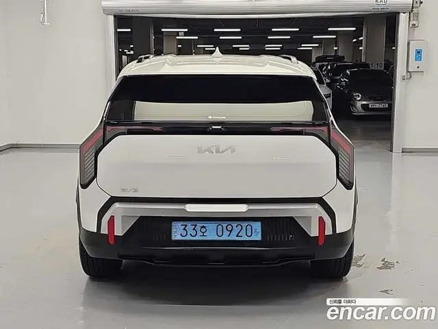 Kia EV3 2024 0.1 АКПП, миниатюра 3
