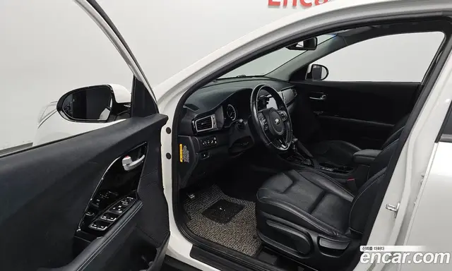 Kia Niro 2018 1.6 АКПП, миниатюра 12
