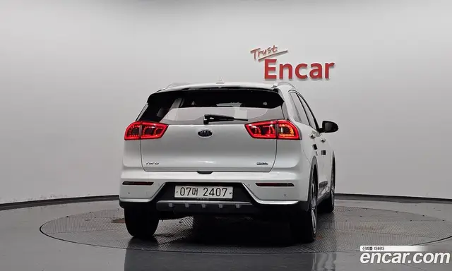 Kia Niro 2018 1.6 АКПП, миниатюра 3