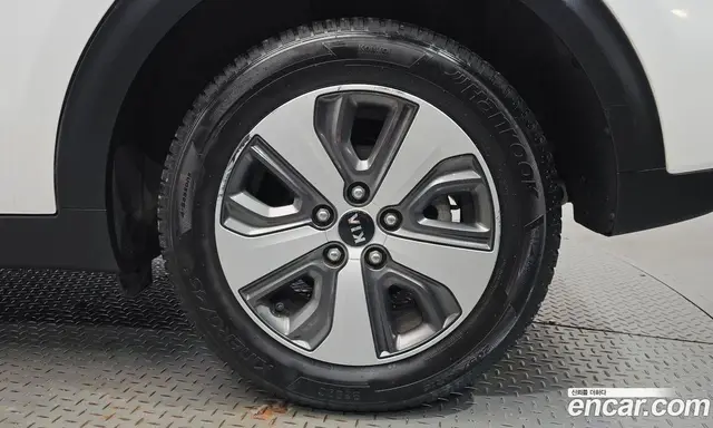 Kia Niro 2018 1.6 АКПП, миниатюра 6