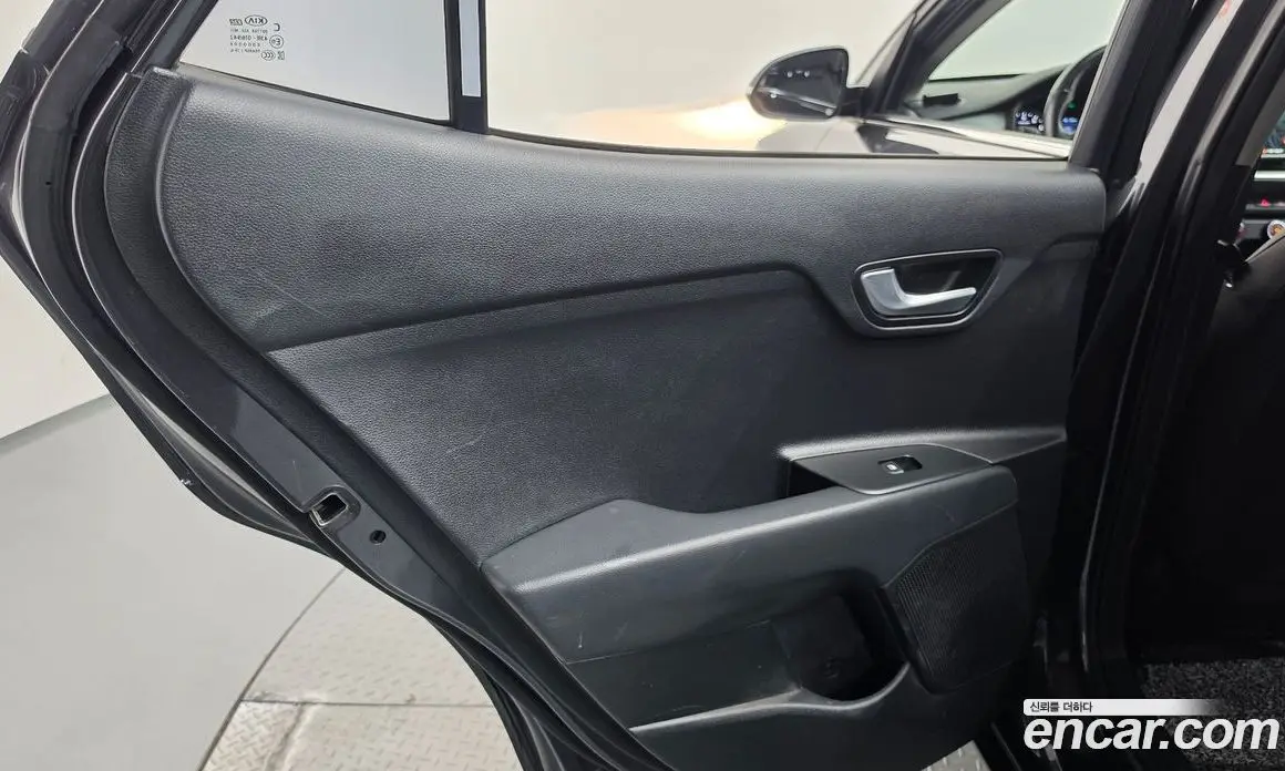Kia Stonic 2018 1.4 АКПП, фото 15