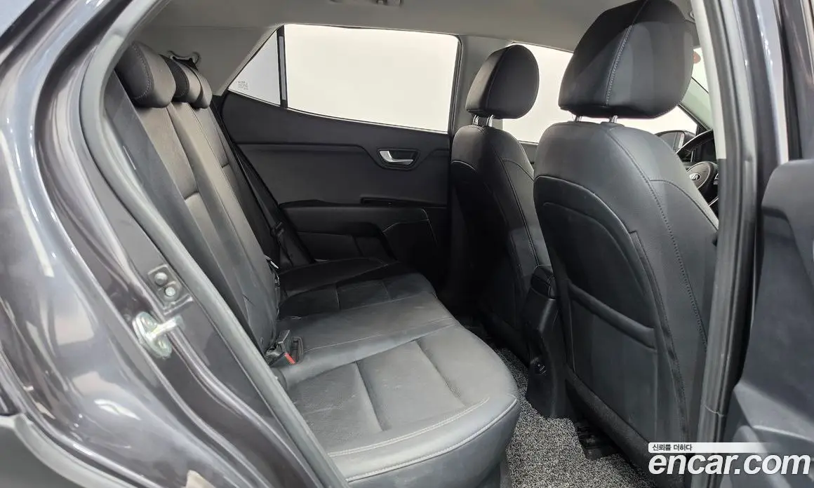 Kia Stonic 2018 1.4 АКПП, фото 17
