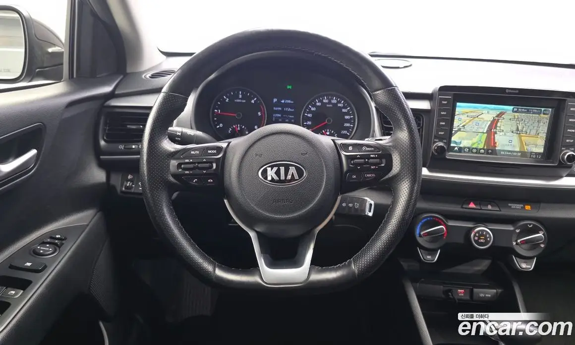 Kia Stonic 2018 1.6 АКПП, фото 13