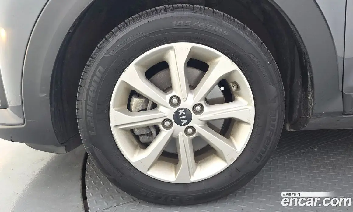 Kia Stonic 2018 1.6 АКПП, фото 5