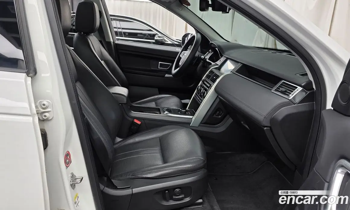 Land Rover Discovery Sport 2019 2.0 АКПП, фото 11