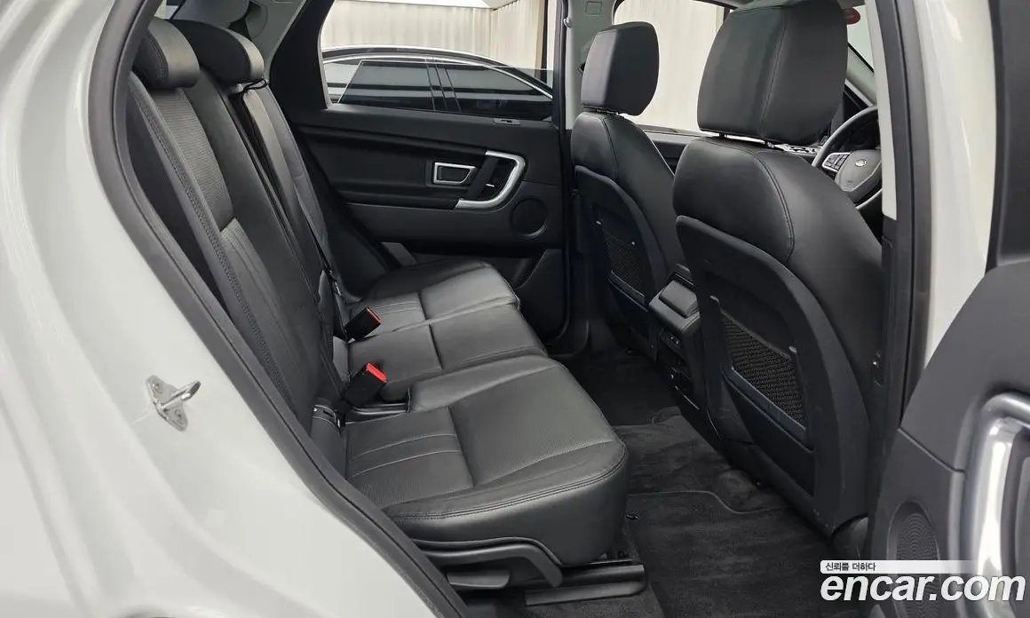 Land Rover Discovery Sport 2019 2.0 АКПП, фото 12