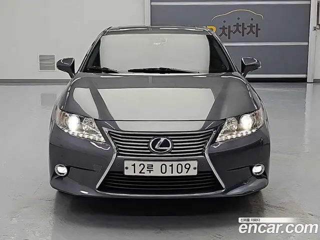 Lexus ES, 2014, 141 544 км