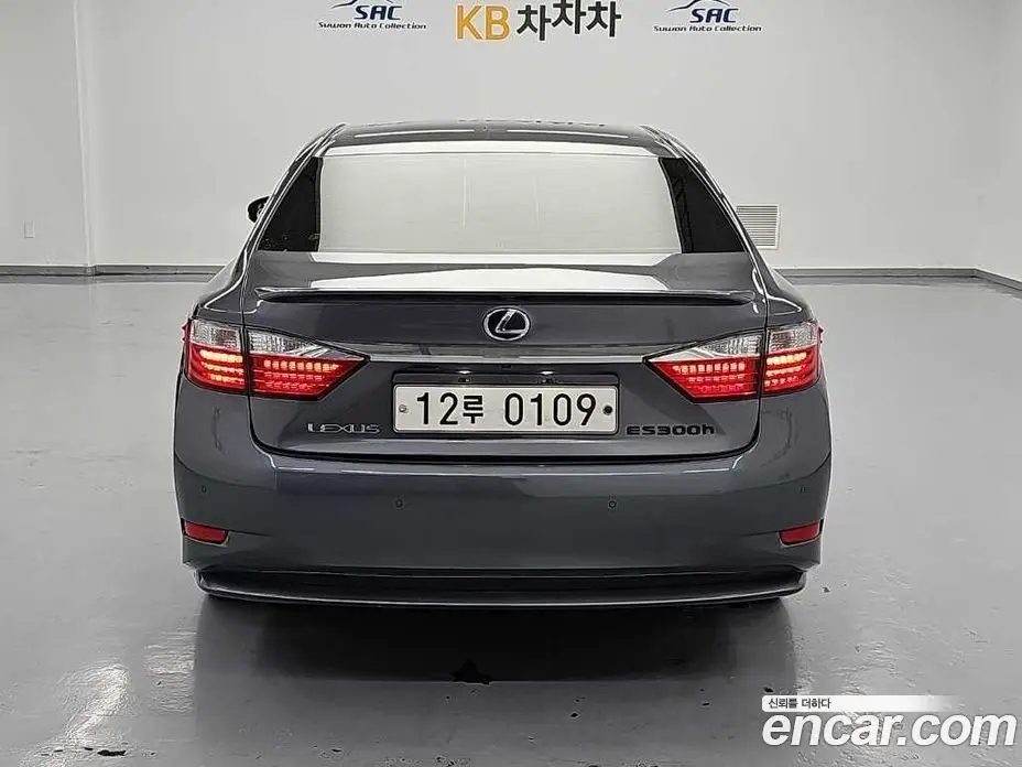Lexus ES 2014 2.5 АКПП, фото 4