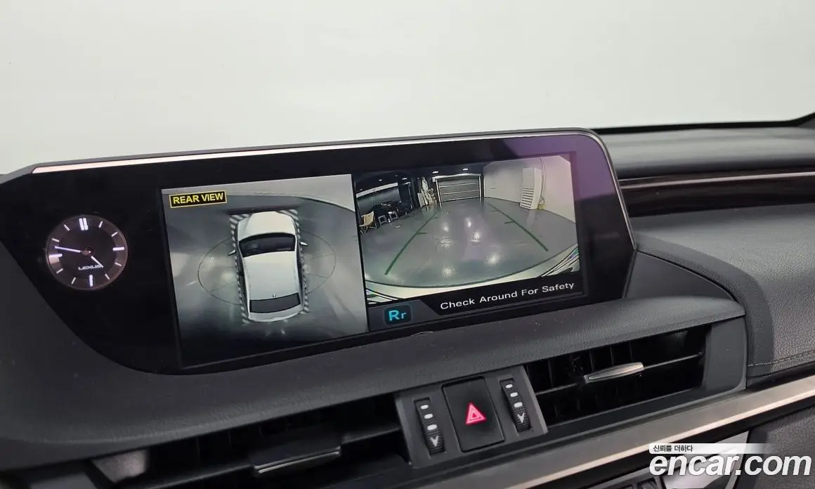 Lexus ES 2019 2.5 АКПП, фото 17