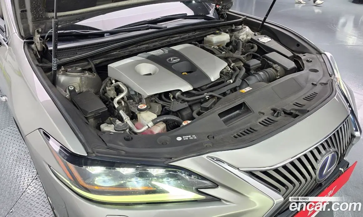 Lexus ES 2019 2.5 АКПП, фото 6