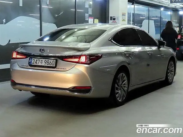 Lexus ES 2019 2.5 АКПП, миниатюра 2