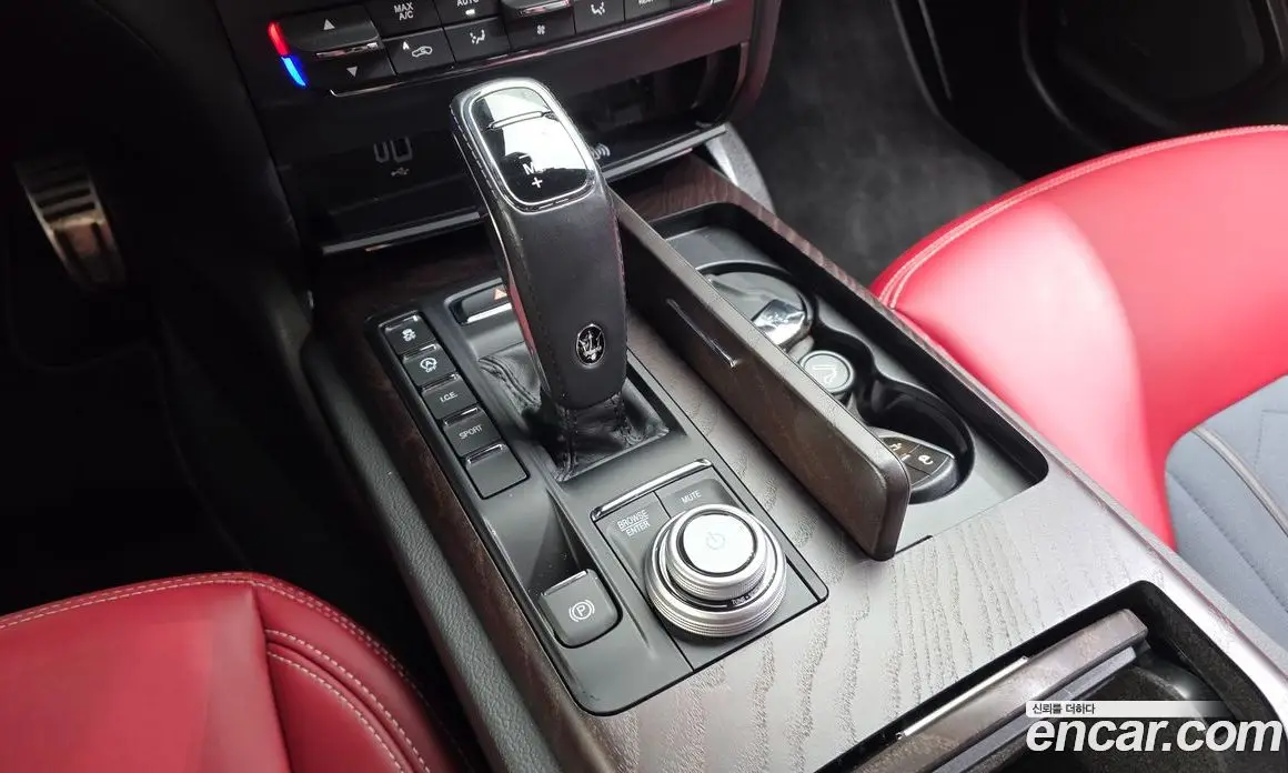 Maserati Ghibli 2021 2.0 АКПП, фото 9
