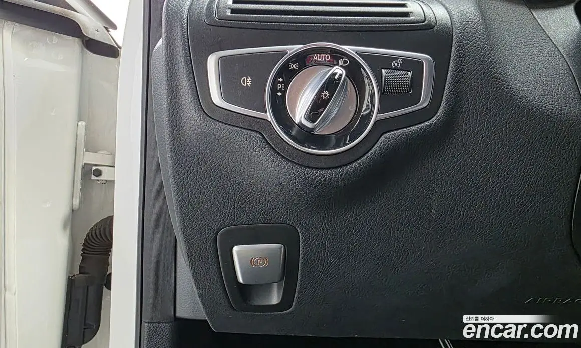 Mercedes-Benz C-Class 2016 2.0 АКПП, фото 17