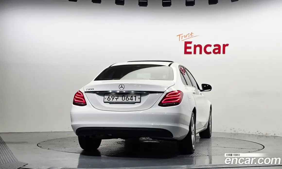 Mercedes-Benz C-Class 2016 2.0 АКПП, фото 4