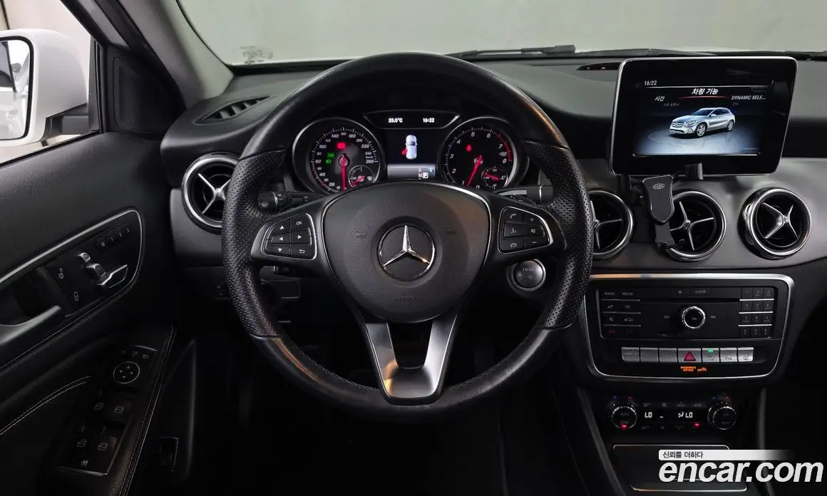 Mercedes-Benz GLA-Class 2019 2.0 АКПП, фото 18
