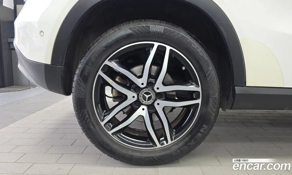 Mercedes-Benz GLA-Class 2019 2.0 АКПП, фото 4