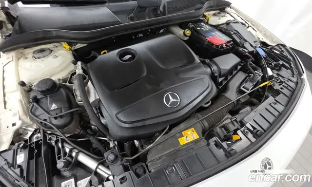 Mercedes-Benz GLA-Class 2019 2.0 АКПП, миниатюра 5