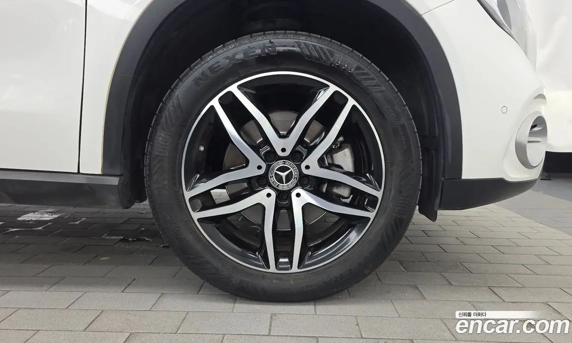 Mercedes-Benz GLA-Class 2019 2.0 АКПП, фото 6