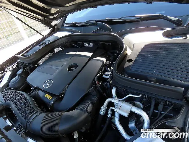Mercedes-Benz GLC-Class 2021 2.0 АКПП, миниатюра 5 Mercedes-Benz GLC-Class 2021 2.0 АКПП, миниатюра 5