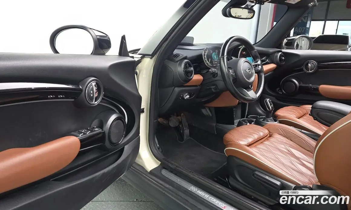 Mini Cooper Convertible 2022 2.0 АКПП, фото 12 Mini Cooper Convertible 2022 2.0 АКПП, фото 12
