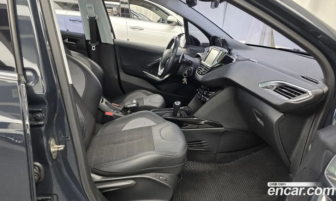 Peugeot 2008 2017 1.6 АКПП, фото 11