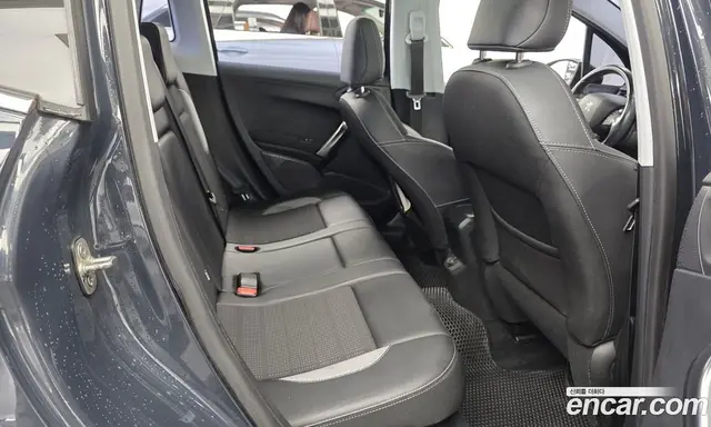 Peugeot 2008 2017 1.6 АКПП, миниатюра 12