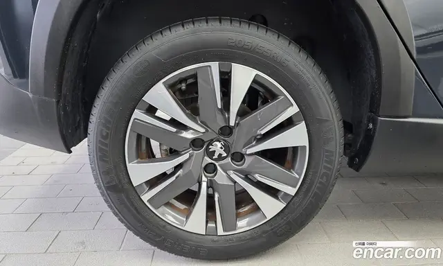 Peugeot 2008 2017 1.6 АКПП, миниатюра 5
