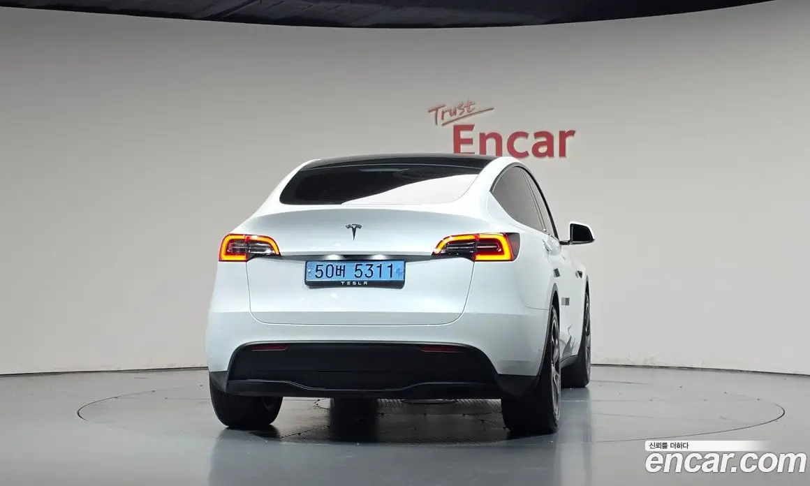 Tesla Model Y 2024 0.2 АКПП, фото 4 Tesla Model Y 2024 0.2 АКПП, фото 4