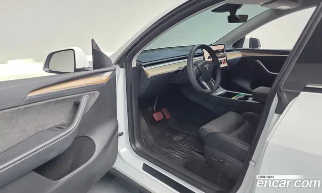 Tesla Model Y 2024 0.2 АКПП, миниатюра 10 Tesla Model Y 2024 0.2 АКПП, миниатюра 10