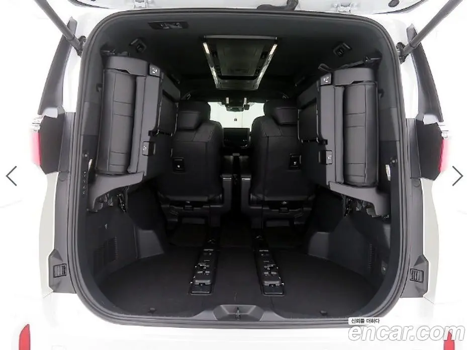 Toyota Alphard 2024 2.5 АКПП, фото 5