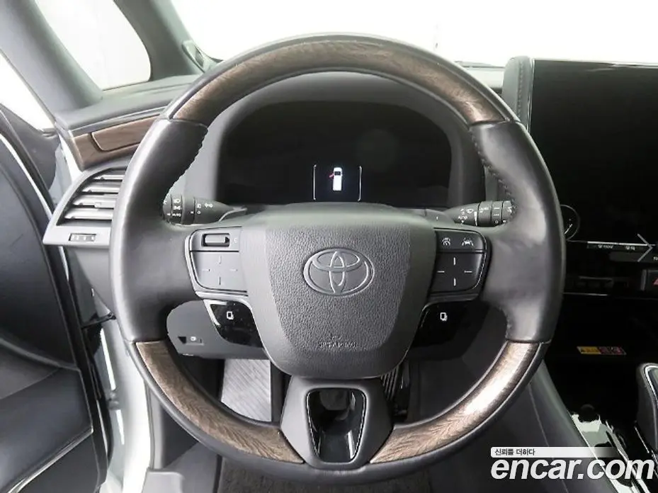 Toyota Alphard 2024 2.5 АКПП, фото 10