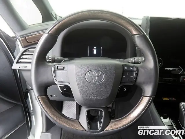 Toyota Alphard 2024 2.5 АКПП, миниатюра 10