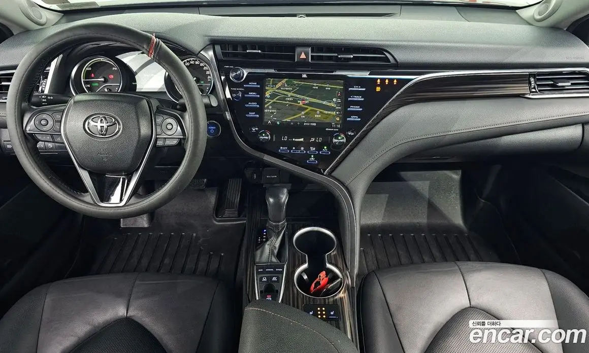 Toyota Camry 2018 2.5 АКПП, фото 10