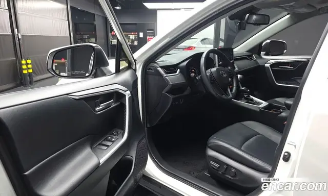 Toyota RAV4 2019 2.5 АКПП, миниатюра 12