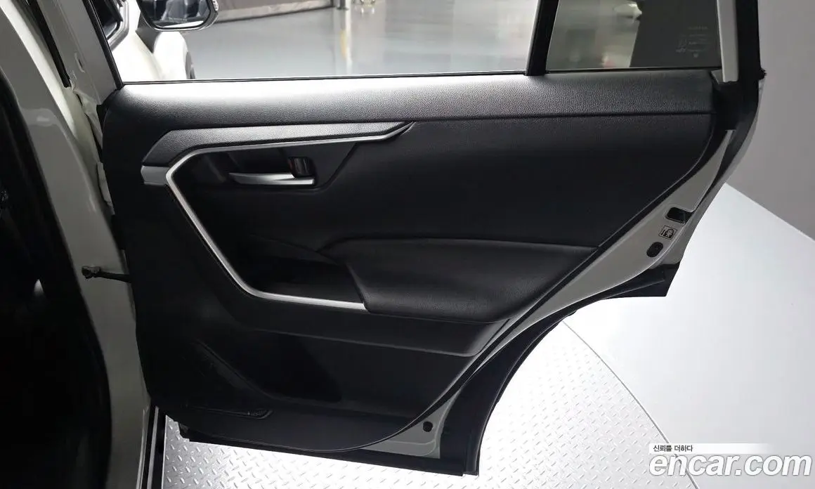 Toyota RAV4 2019 2.5 АКПП, фото 14