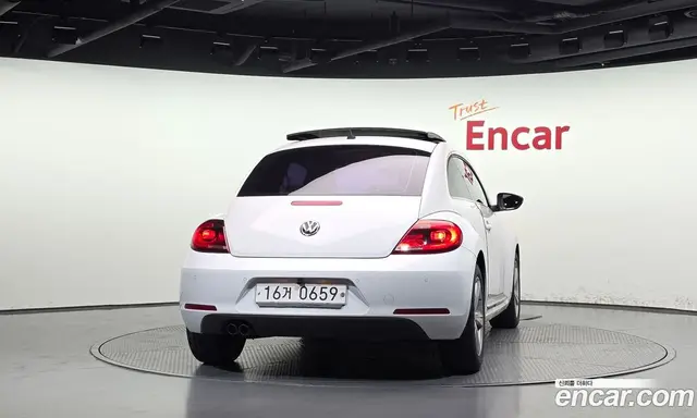 Volkswagen Beetle 2016 2.0 АКПП, миниатюра 4 Volkswagen Beetle 2016 2.0 АКПП, миниатюра 4