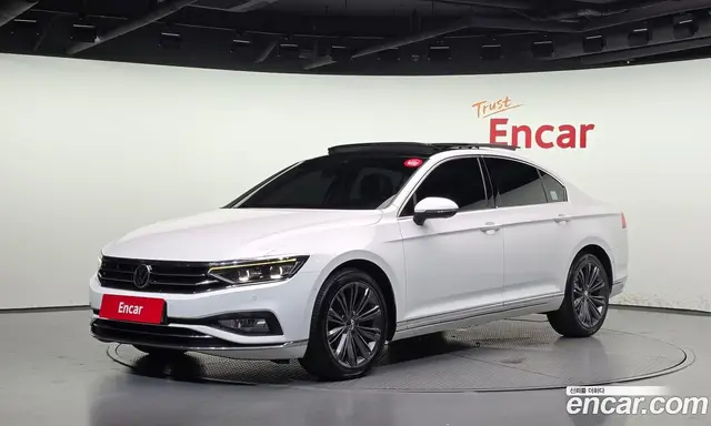 Volkswagen Passat, 2021, 179 369 км